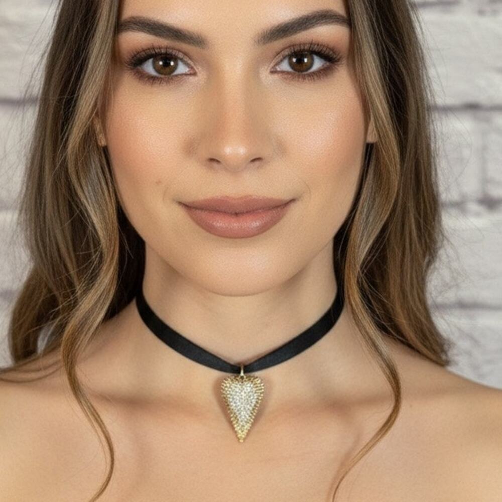 Handmade gold and diamond heart choker necklace